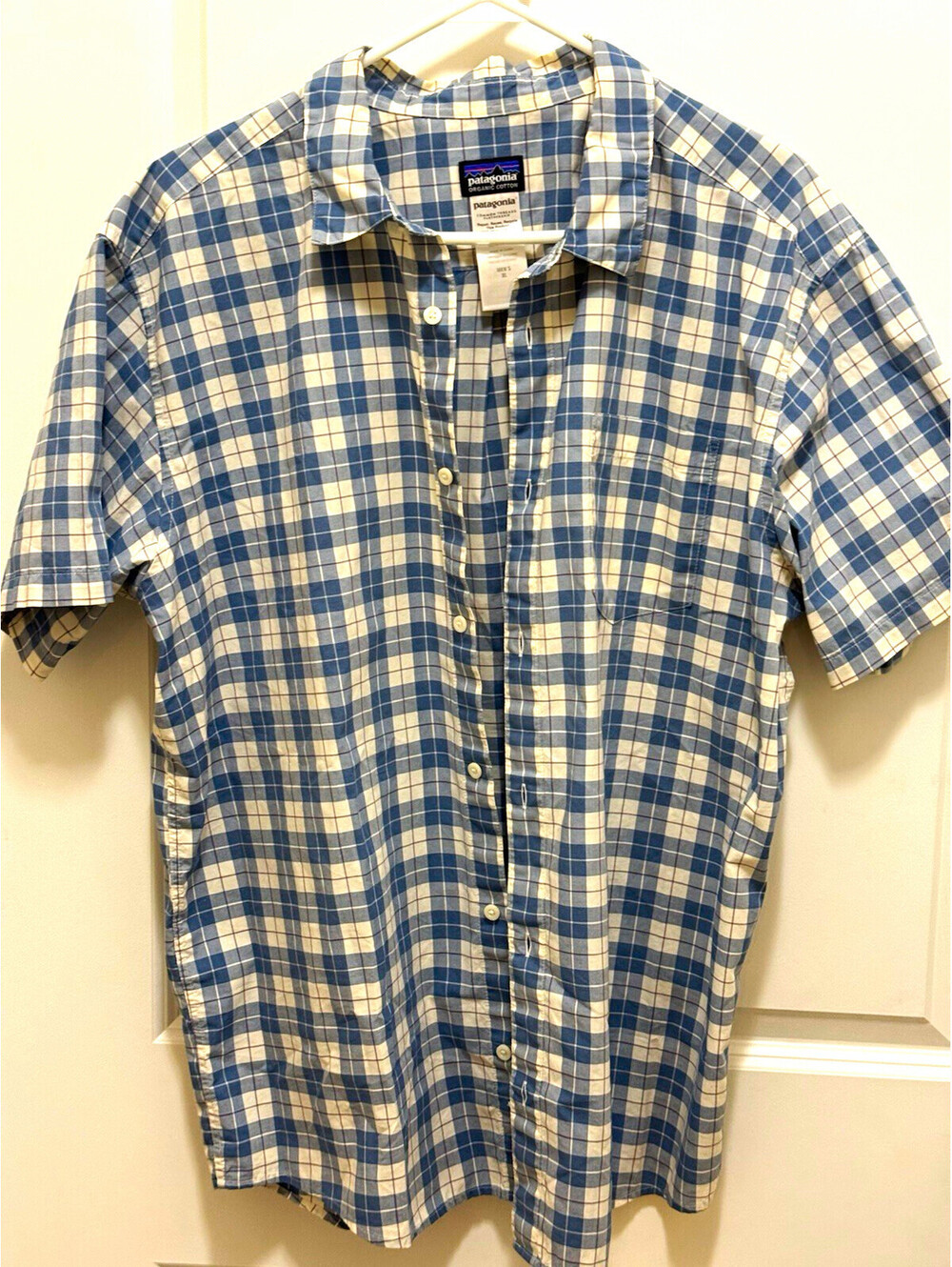 Patagonia Men’s XL Organic Cotton Blue Plaid Short Sleeve Button Down Shirt
